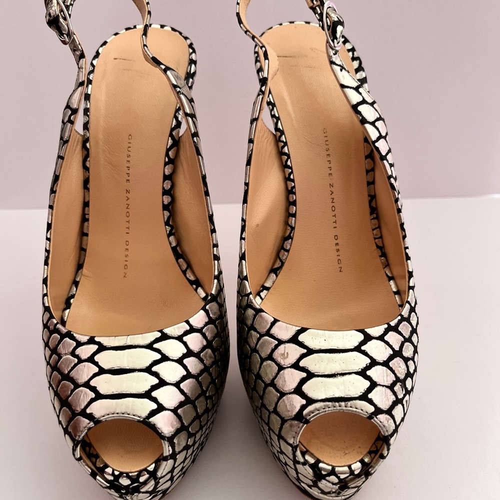 Designer Shoes View 2